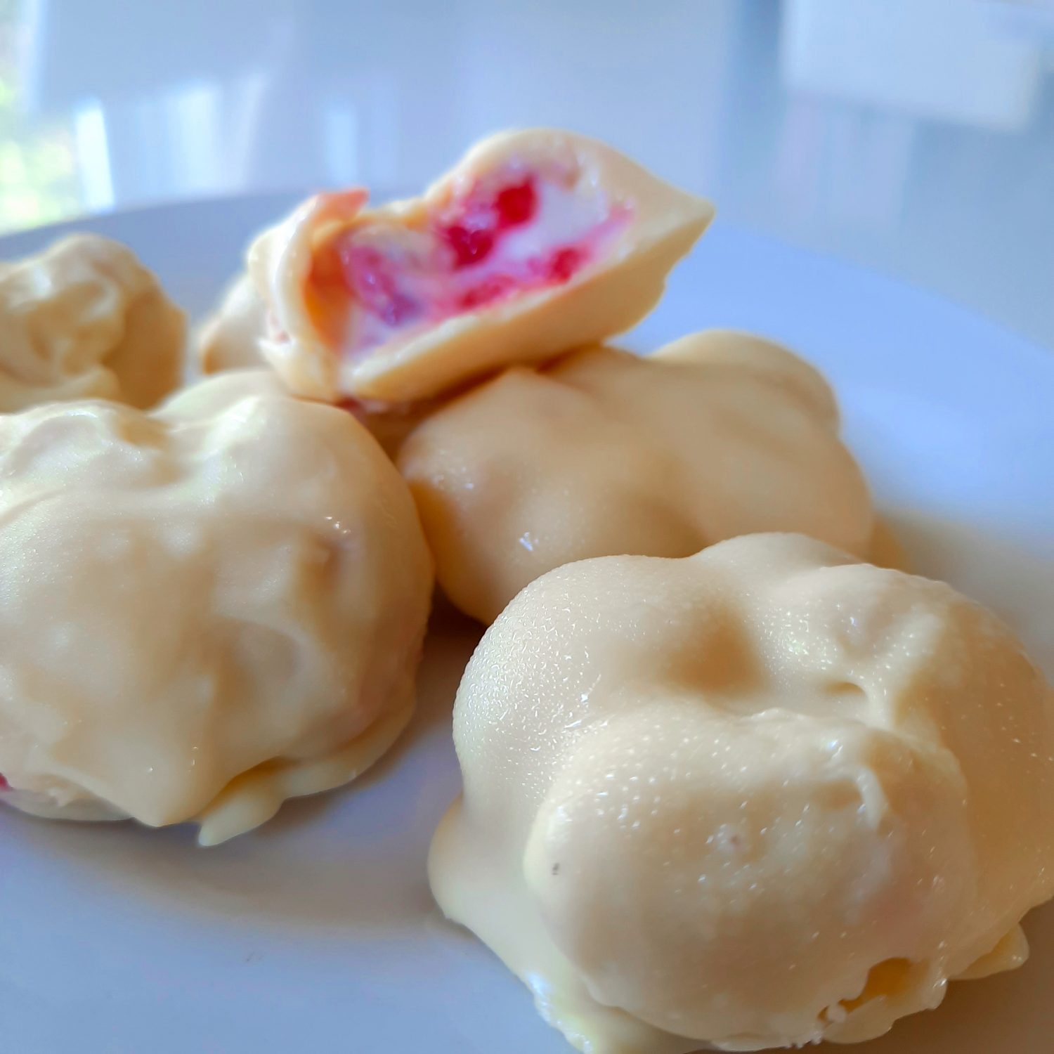 White Chocolate Raspberry Clusters | London & Online Nutritionist